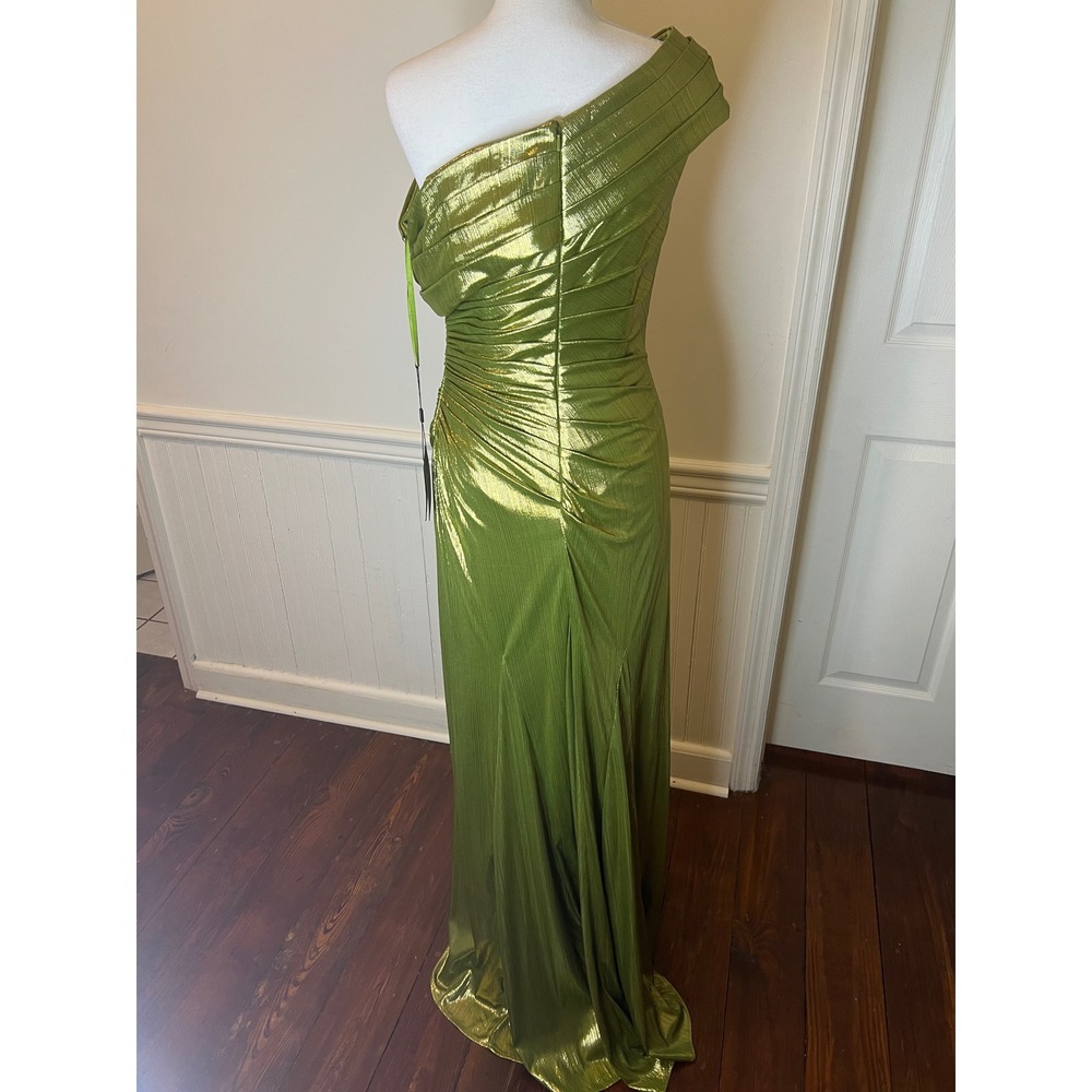 Mac Duggal One Shoulder Metallic Pleated‎ Gown Apple Green Gown27152 Size 4 - Picture 7 of 11